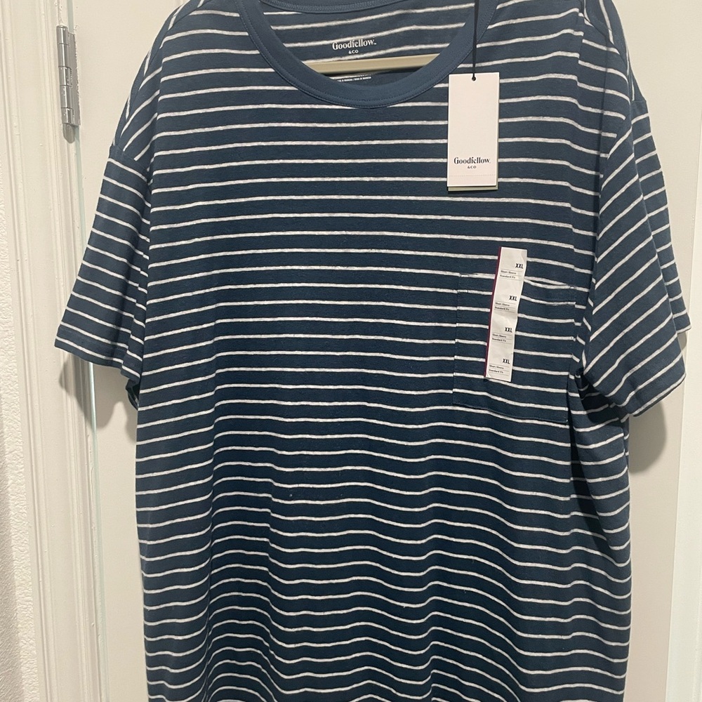 Goodfellow & Co Men's Navy Striped Tee